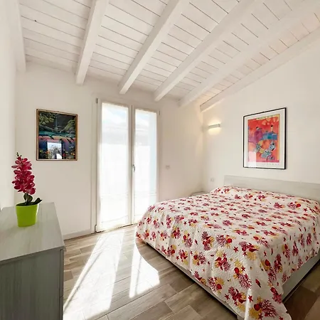 Dolce Apartment *